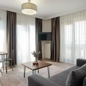  Apartment Taksim 11