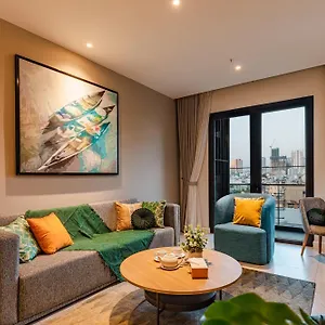 Luxury 2 Or 3br In Dist 1 N Pool, Gym, Airport Pickup Apartment Ho Chi Minh City