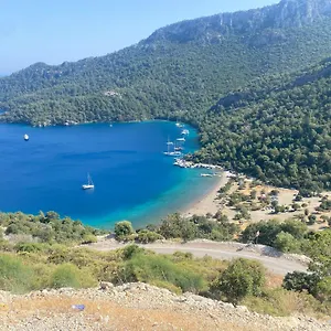 Airport Blue Eye Apartment: Convenient Stopover Apartment Dalaman